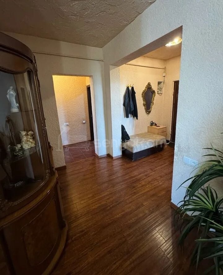 3 Սենյականոց Բնակարան, 80քմ, 9/9 հարկ, Կապիտալ Վերանորոգված