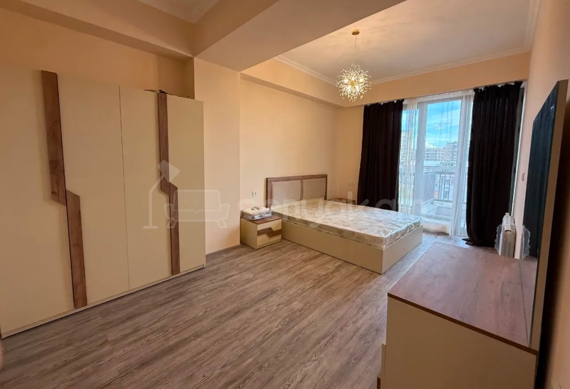 4 Սենյականոց Բնակարան Նորակառույցում, 138քմ, 6/14 հարկ, Դիզայներական Վերանորոգված, Կահավորված, Արևկող