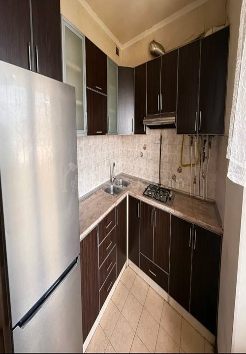 3 Սենյականոց Բնակարան Քարե Շենքում, 57քմ, 5/5 հարկ, Կոսմետիկ Վերանորոգված, Կահավորված, Արևկող