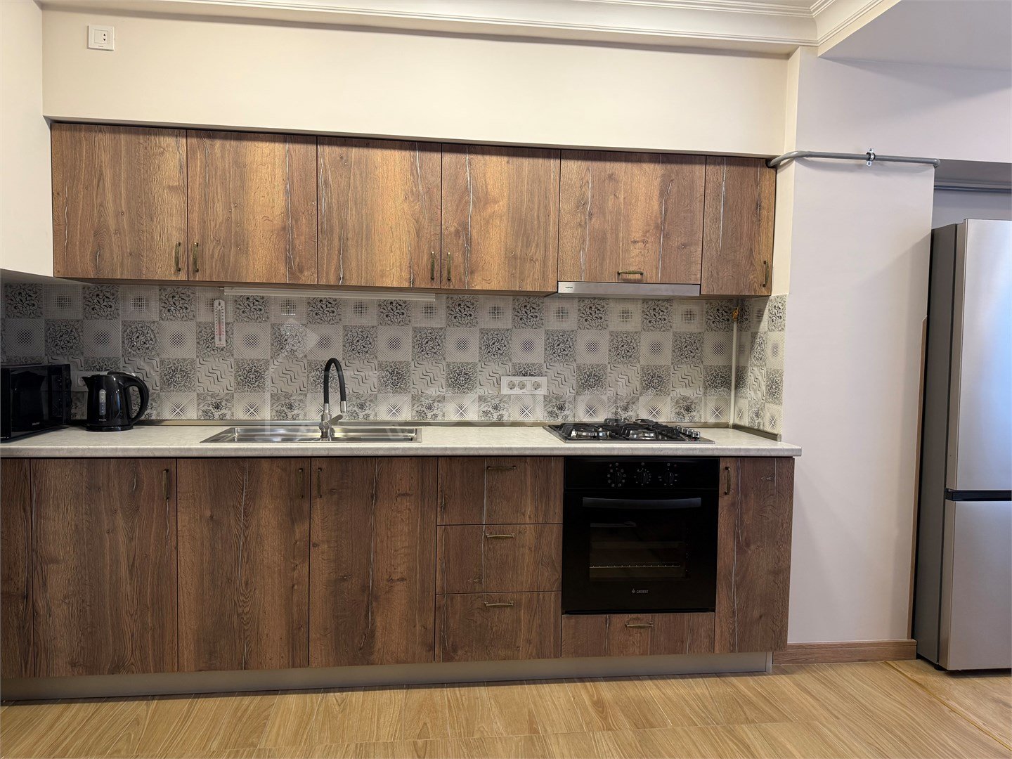 3 Սենյականոց Բնակարան, 73քմ, 2/9 հարկ, Կապիտալ Վերանորոգված