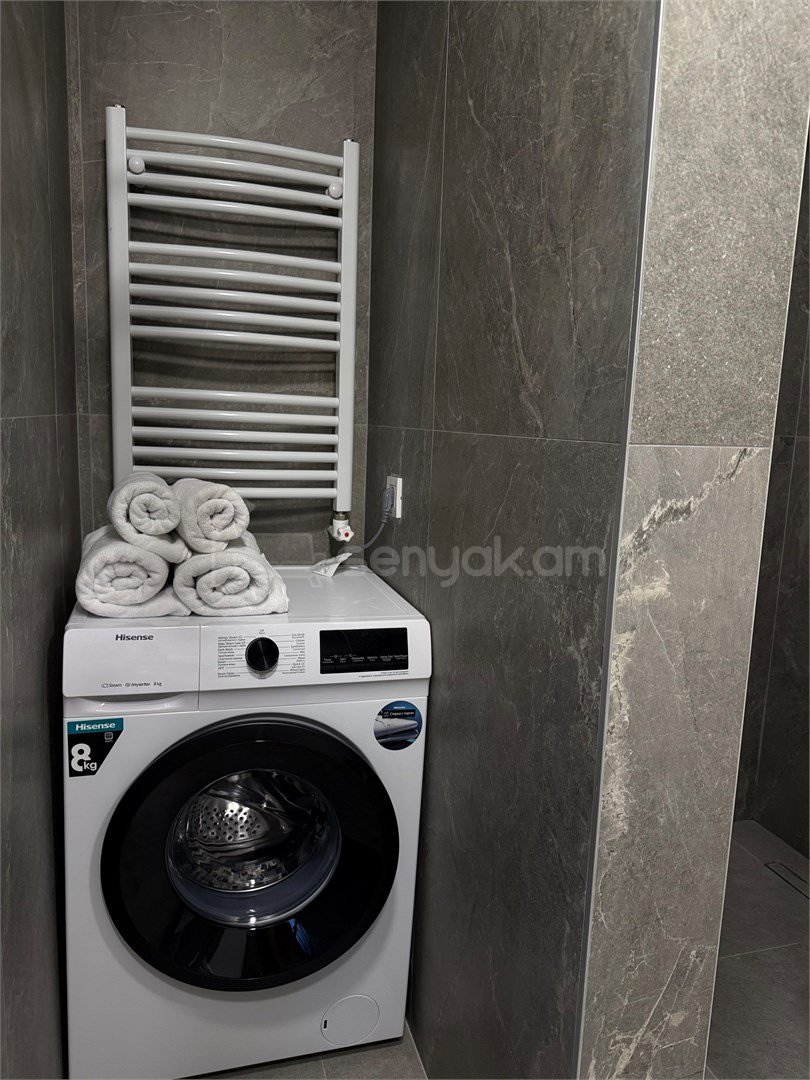 3 Սենյականոց Բնակարան, 73քմ, 2/9 հարկ, Կապիտալ Վերանորոգված