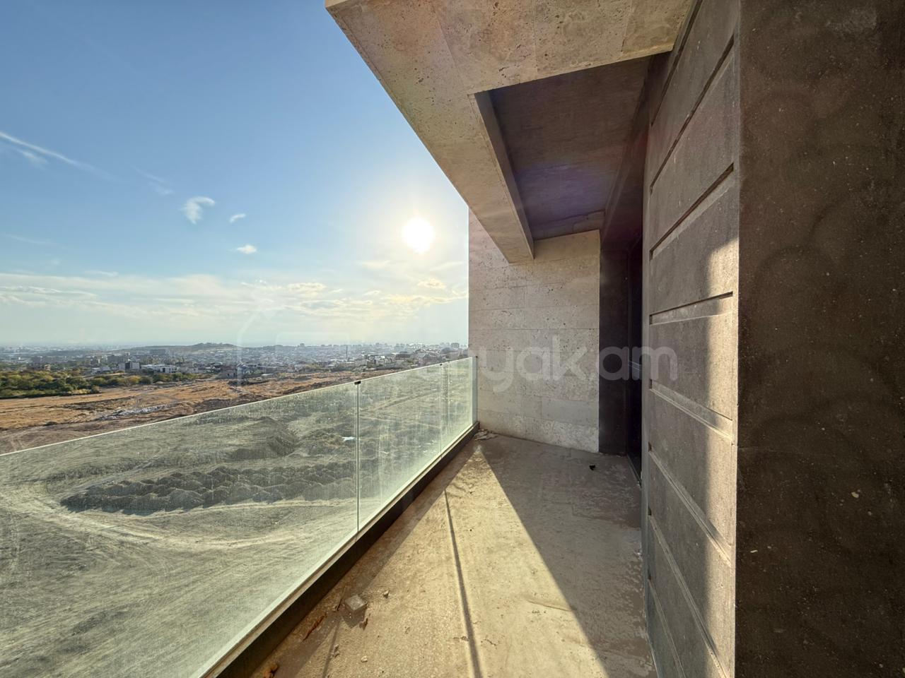 4 Սենյականոց Բնակարան Նորակառույցում, 106քմ, 7/16 հարկ, Զրոյական Վիճակում