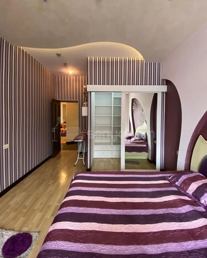 2 Սենյականոց Բնակարան Քարե Շենքում, 80քմ, 2/5 հարկ, Կապիտալ Վերանորոգված, Կահավորված