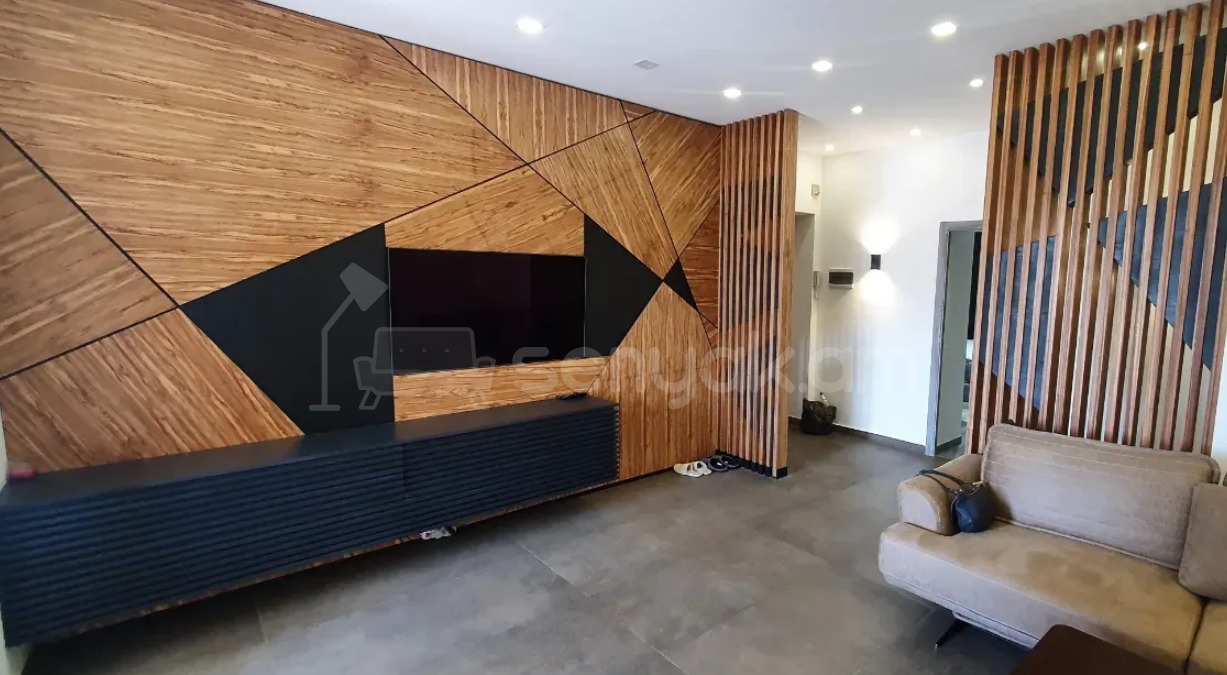 3 Սենյականոց Բնակարան Քարե Շենքում, 83քմ, 5/5 հարկ, Դիզայներական Վերանորոգված, Կահավորված, Արևկող