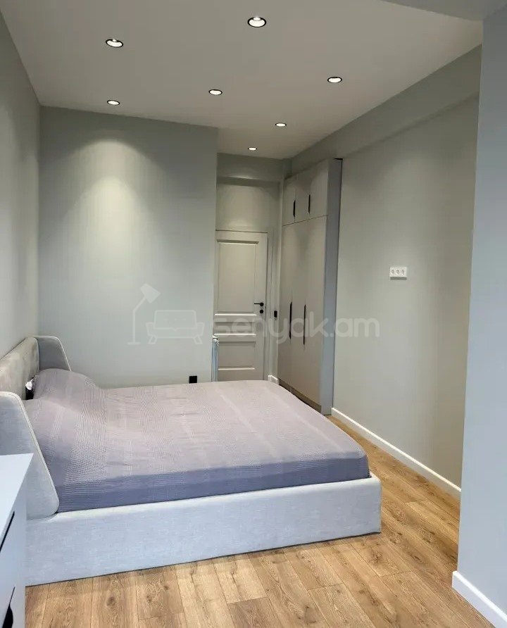 3 Սենյականոց Բնակարան Նորակառույցում, 76քմ, 5/15 հարկ, Կապիտալ Վերանորոգված