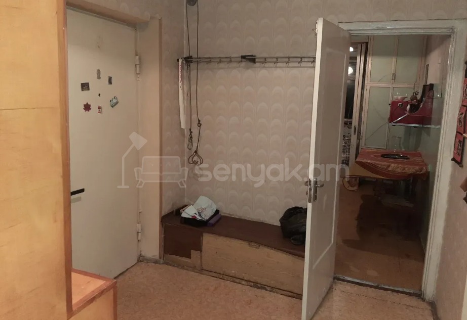 2 Սենյականոց Բնակարան Քարե Շենքում, 74քմ, 5/6 հարկ, Պետական Վիճակում