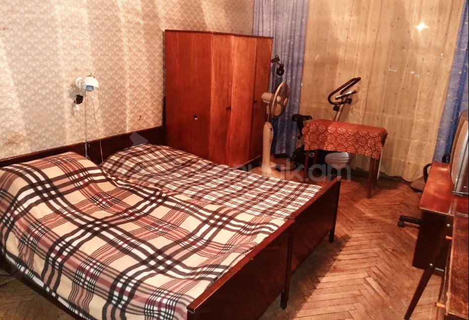 2 Սենյականոց Բնակարան Քարե Շենքում, 74քմ, 5/6 հարկ, Պետական Վիճակում