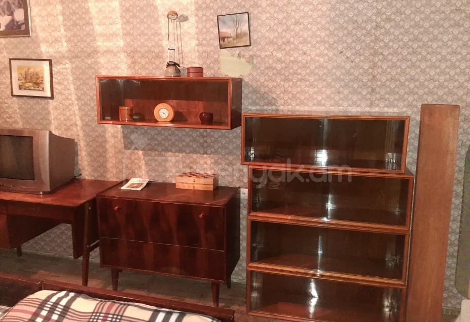 2 Սենյականոց Բնակարան Քարե Շենքում, 74քմ, 5/6 հարկ, Պետական Վիճակում