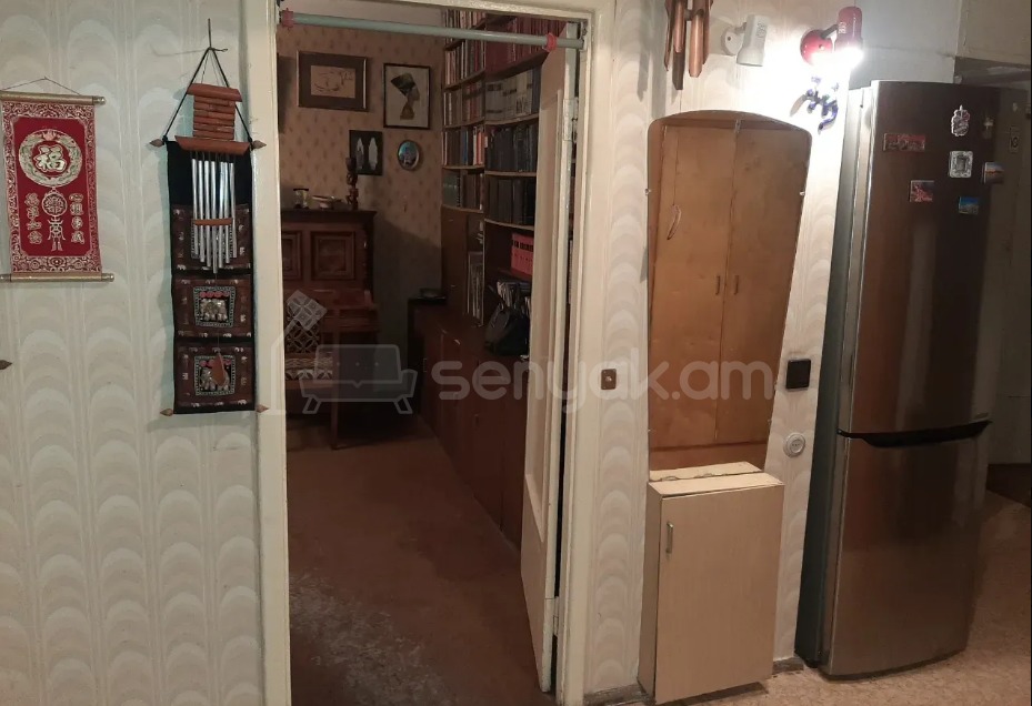 2 Սենյականոց Բնակարան Քարե Շենքում, 74քմ, 5/6 հարկ, Պետական Վիճակում