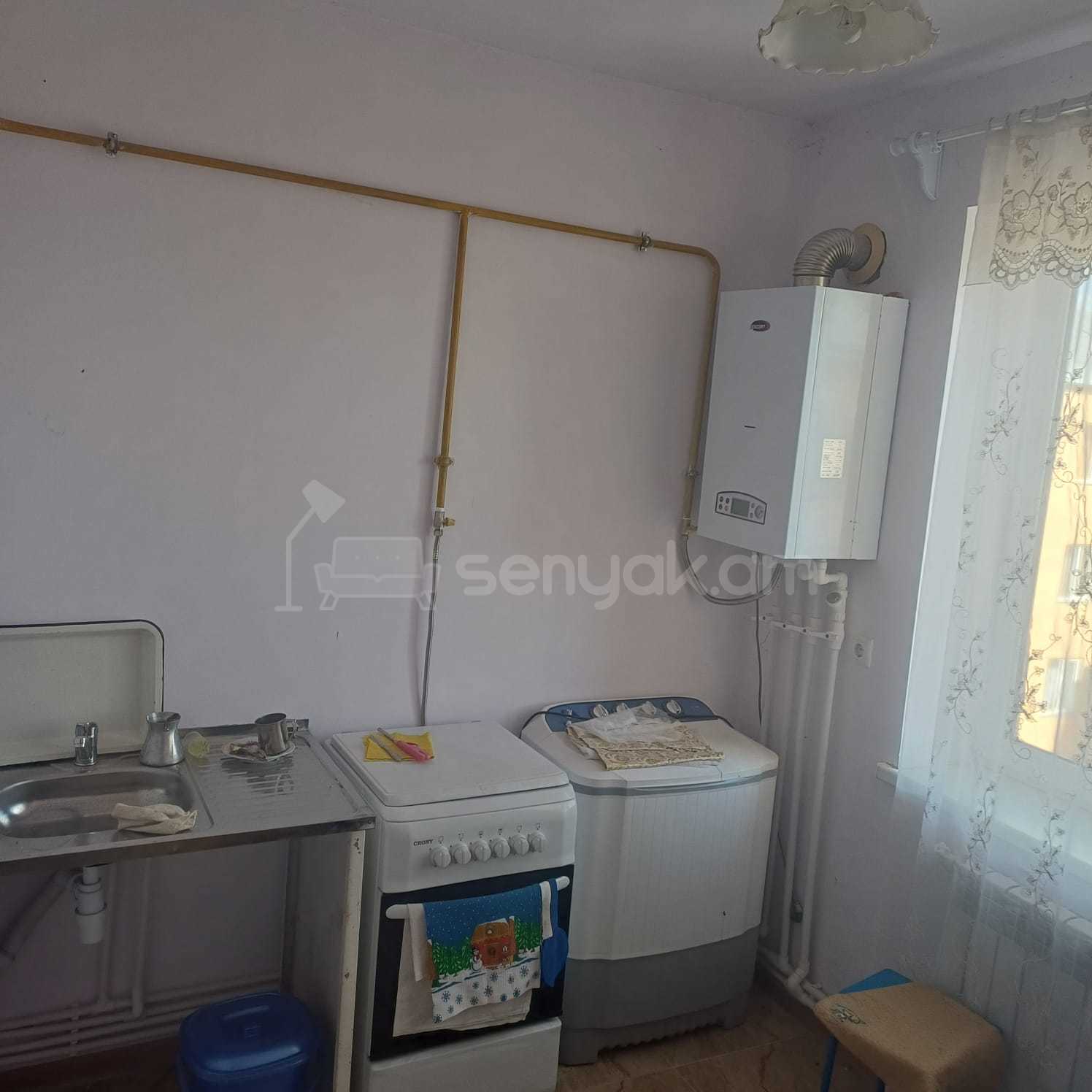 2 Սենյականոց Բնակարան Նորակառույց Քարե Շենքում, 51քմ, 4/4 հարկ, Պետական Վիճակում