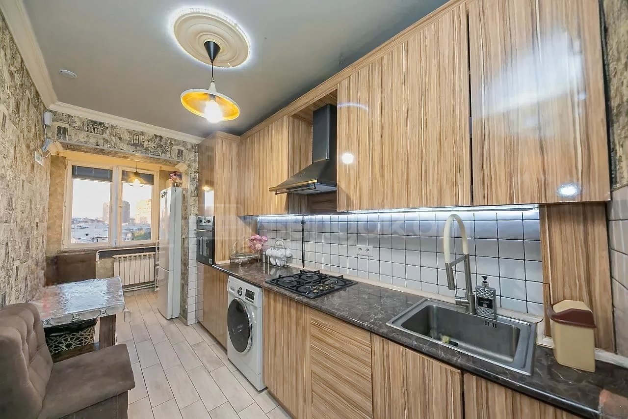 2 Սենյականոց Բնակարան, 65քմ, 8/9 հարկ, Կապիտալ Վերանորոգված