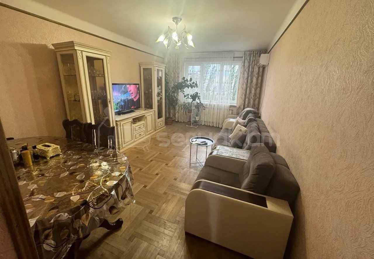 3 Սենյականոց Բնակարան, 90քմ, 6/16 հարկ, Նորմալ Վիճակում