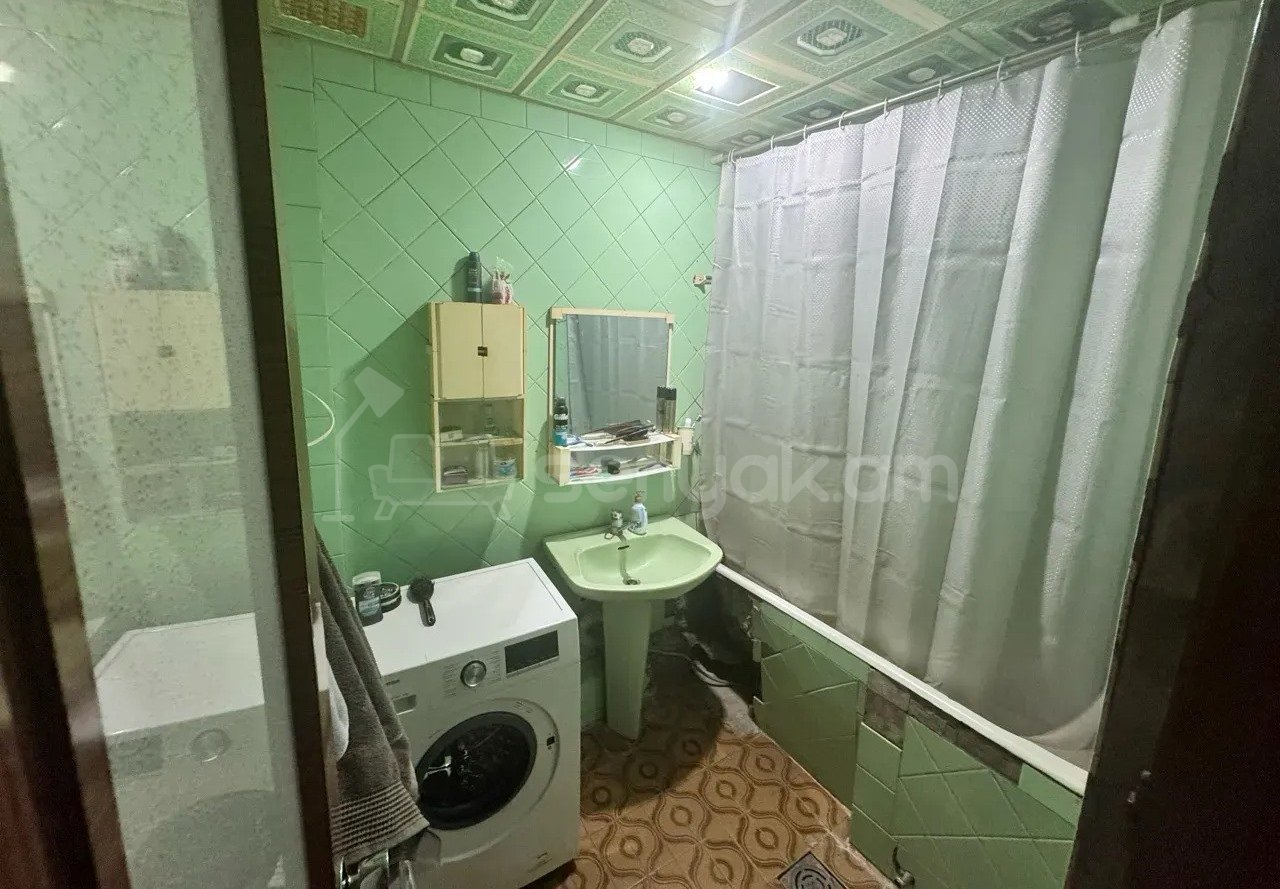 3 Սենյականոց Բնակարան, 90քմ, 6/16 հարկ, Նորմալ Վիճակում