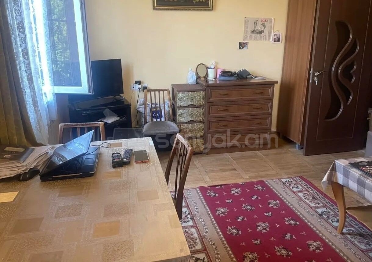 1 Սենյականոց Բնակարան, 46քմ, 3/9 հարկ, Կապիտալ Վերանորոգված