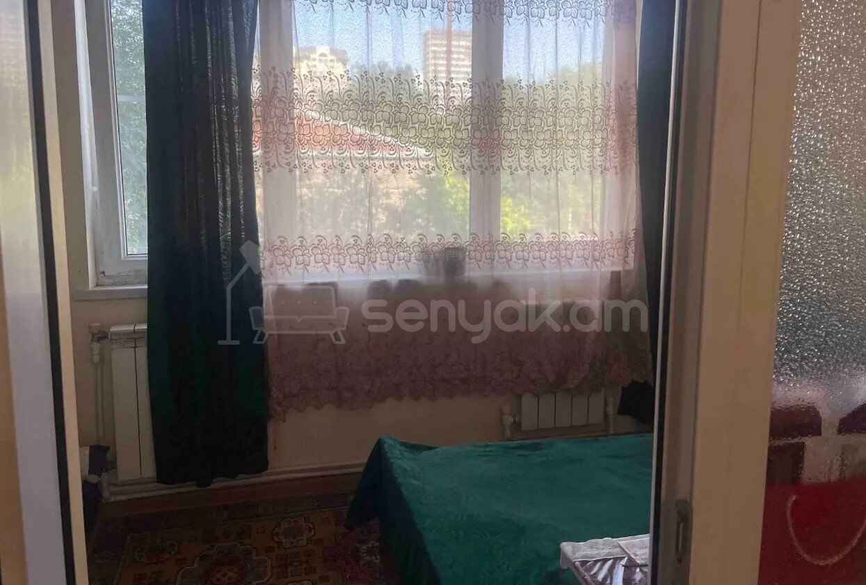 1 Սենյականոց Բնակարան, 46քմ, 3/9 հարկ, Կապիտալ Վերանորոգված