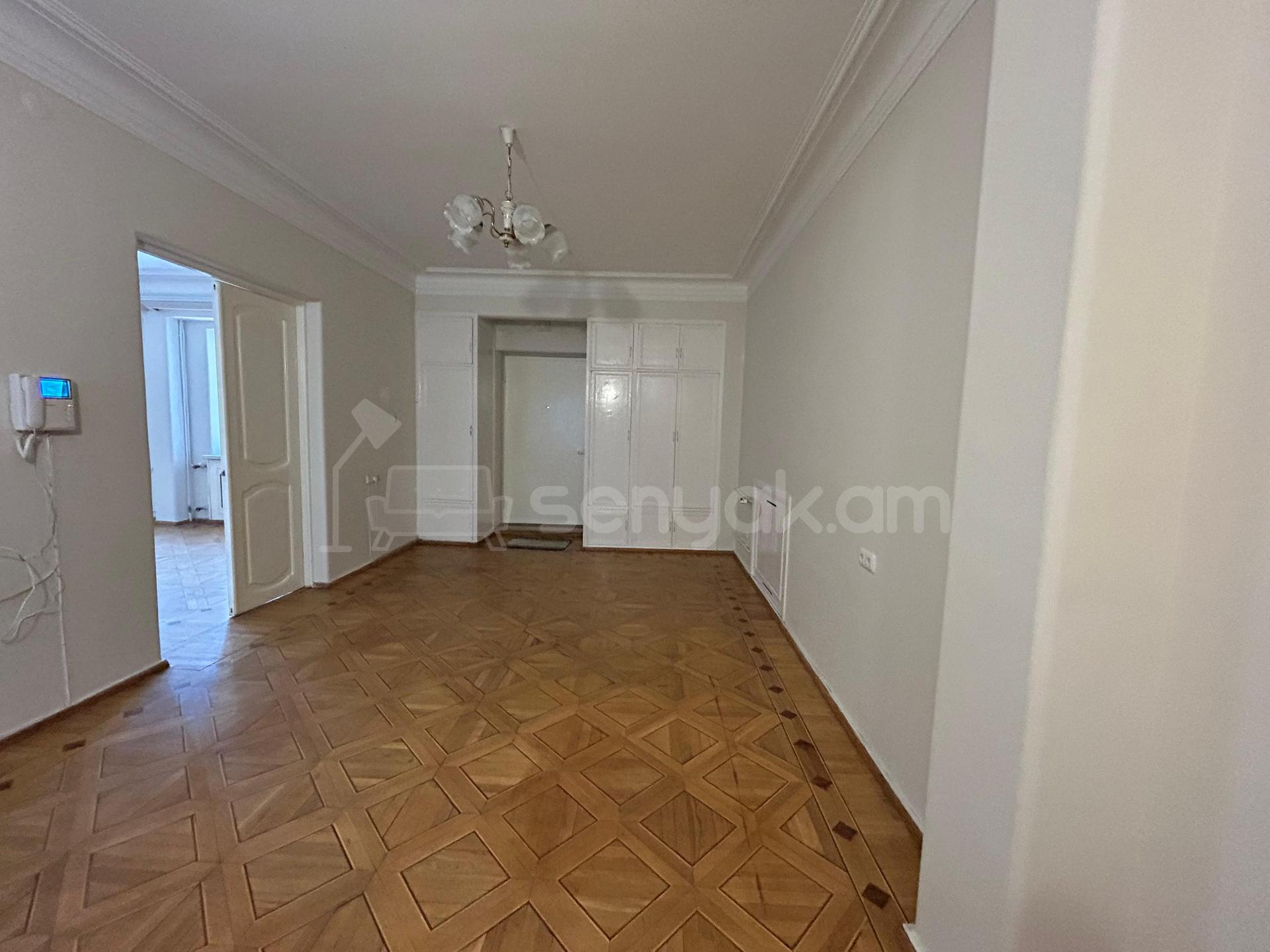 6 Սենյականոց Սեփական Տուն, 500քմ, Կապիտալ Վերանորոգված, Ավտոտնակով