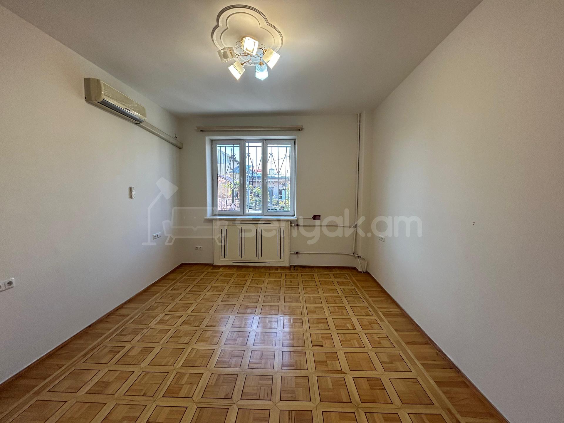 6 Սենյականոց Սեփական Տուն, 500քմ, Կապիտալ Վերանորոգված, Ավտոտնակով