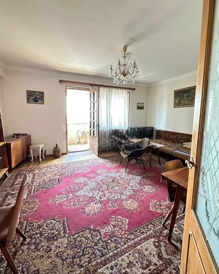 3 Սենյականոց Բնակարան, 72քմ, 6/9 հարկ, Պետական Վիճակում