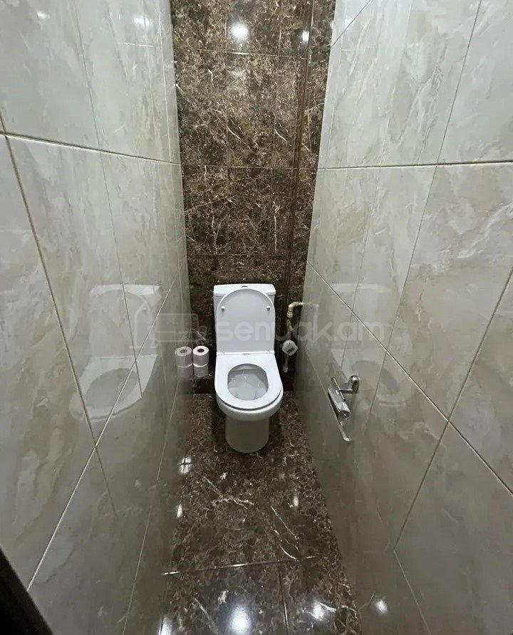 2 Սենյականոց Բնակարան Քարե Շենքում, 56քմ, 4/5 հարկ, Կապիտալ Վերանորոգված