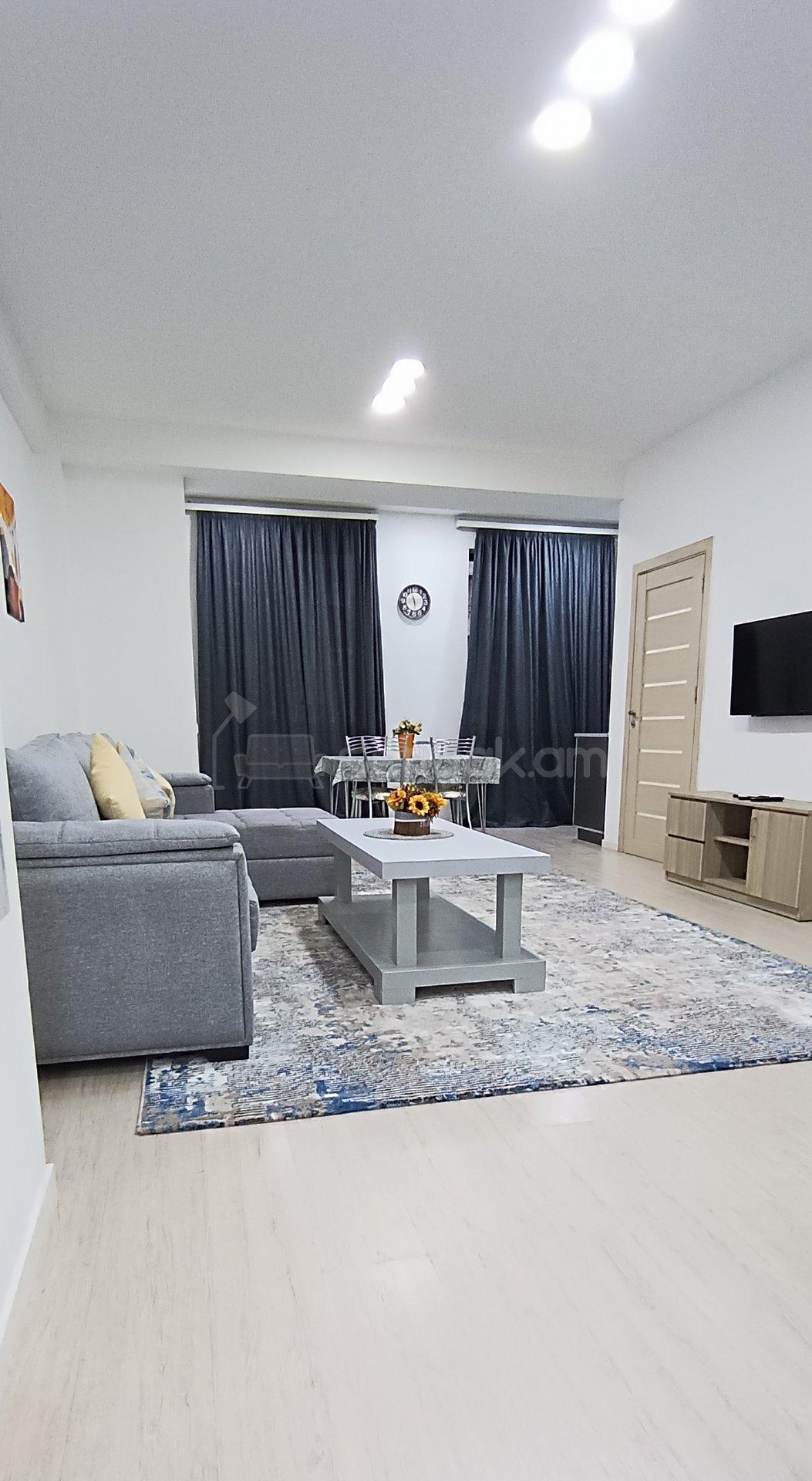 5 Սենյականոց Բնակարան Նորակառույցում, 120քմ, 5/9 հարկ, Դիզայներական Վերանորոգված, Կահավորված, Արևկող