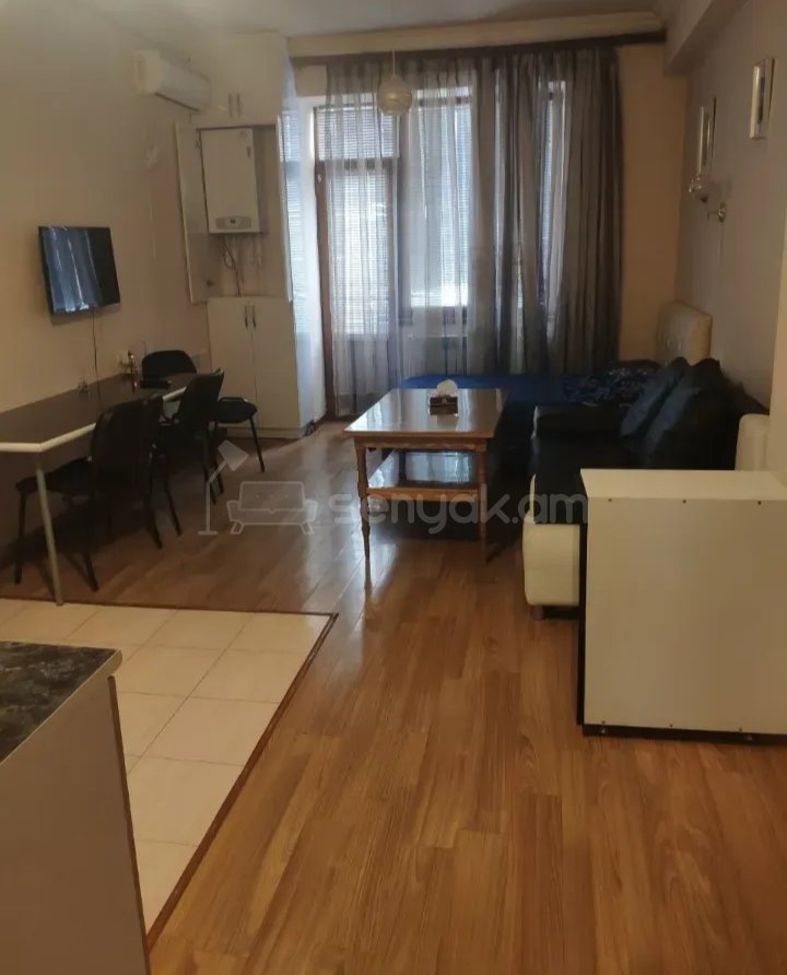 1 Սենյականոց Բնակարան Նորակառույց Քարե Շենքում, 35քմ, 3/14 հարկ, Կապիտալ Վերանորոգված, Կահավորված