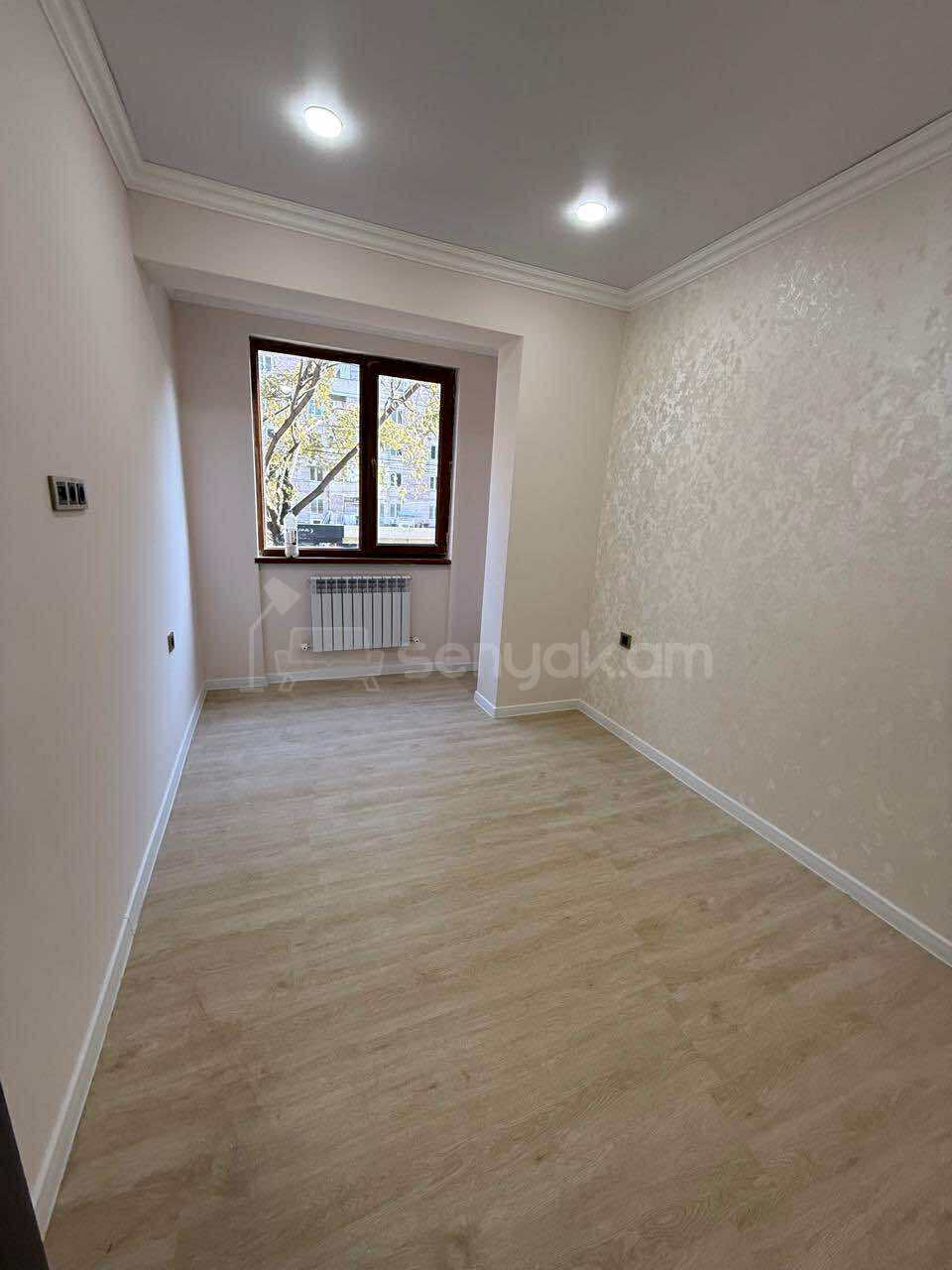 2 Սենյականոց Բնակարան, 41քմ, 2/9 հարկ, Կապիտալ Վերանորոգված