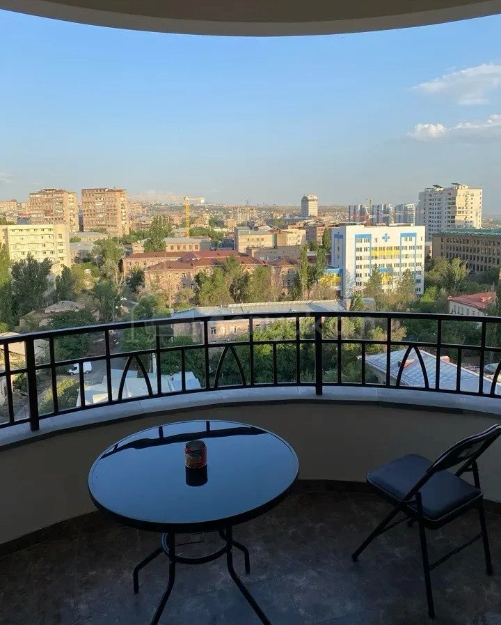 2 Սենյականոց Բնակարան Նորակառույցում, 68քմ, 11/20 հարկ, Դիզայներական Վերանորոգված