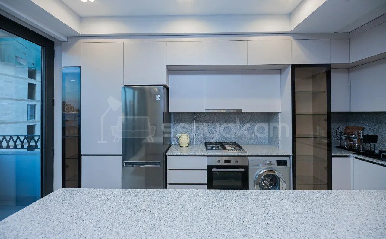 2 Սենյականոց Բնակարան Նորակառույցում, 76քմ, 10/15 հարկ, Դիզայներական Վերանորոգված