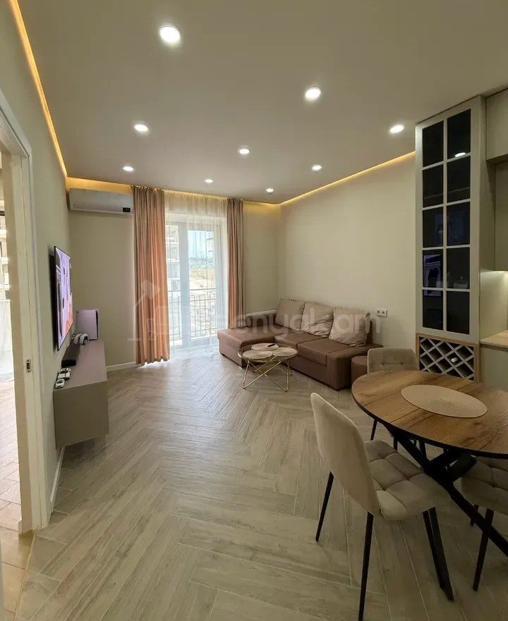 3 Սենյականոց Բնակարան Նորակառույցում, 67քմ, 3/15 հարկ, Կապիտալ Վերանորոգված