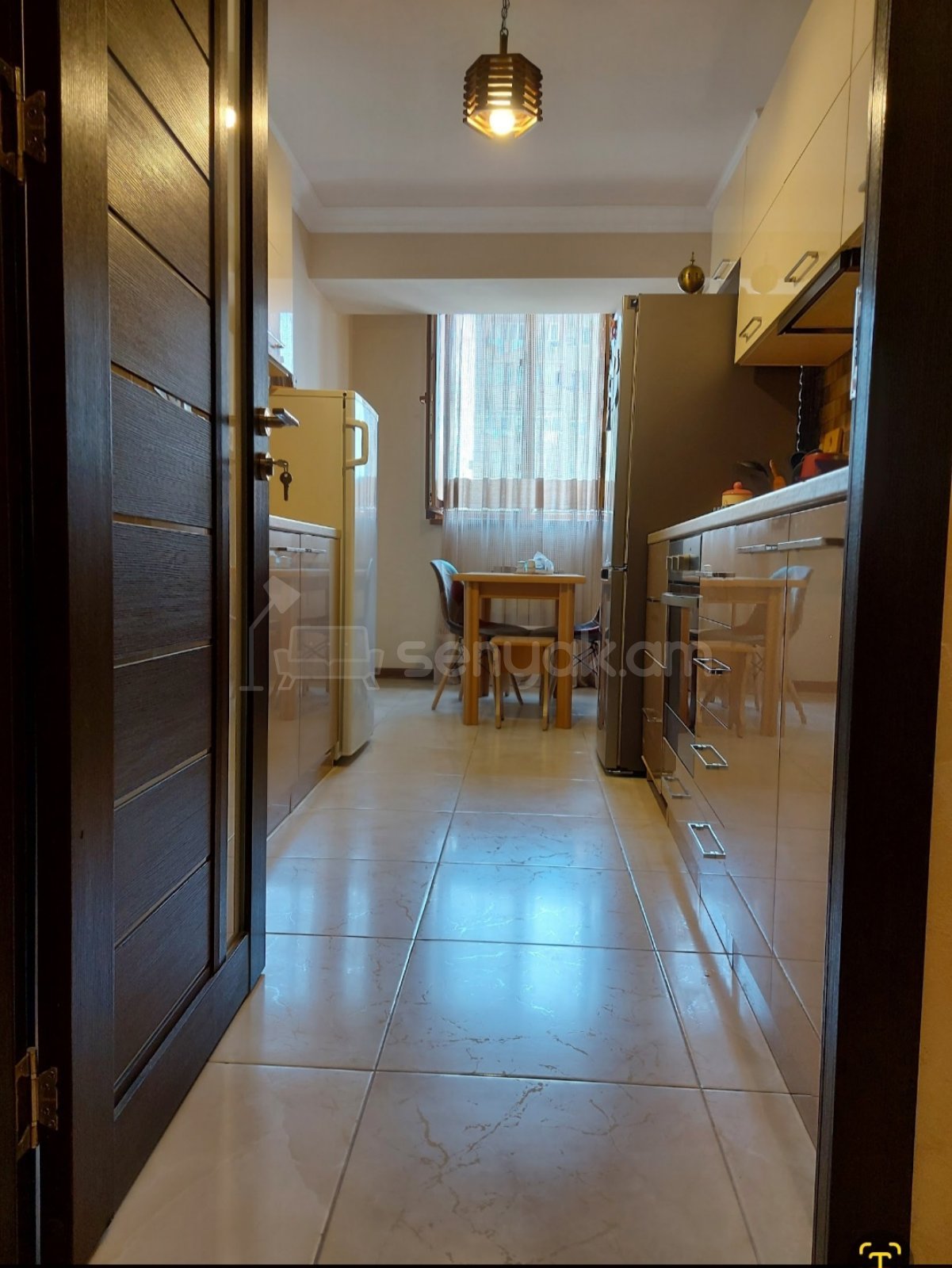 3 Սենյականոց Բնակարան, 80քմ, 3/9 հարկ, Կապիտալ Վերանորոգված, Կահավորված, Արևկող