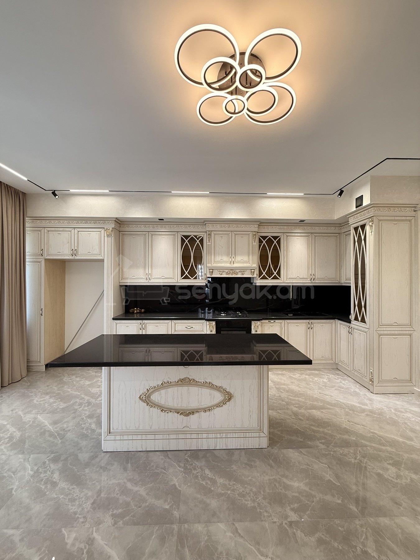 3 Սենյականոց Բնակարան Նորակառույցում, 115քմ, 10/18 հարկ, Դիզայներական Վերանորոգված