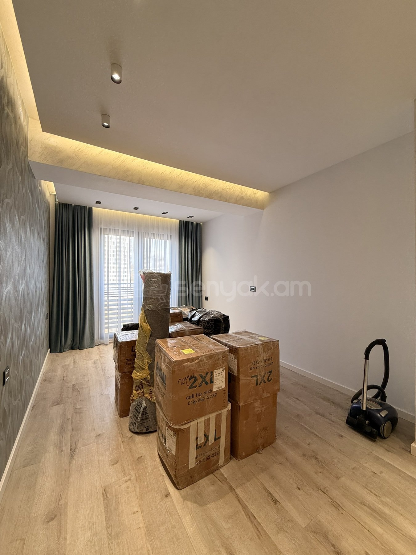 3 Սենյականոց Բնակարան Նորակառույցում, 115քմ, 10/18 հարկ, Դիզայներական Վերանորոգված