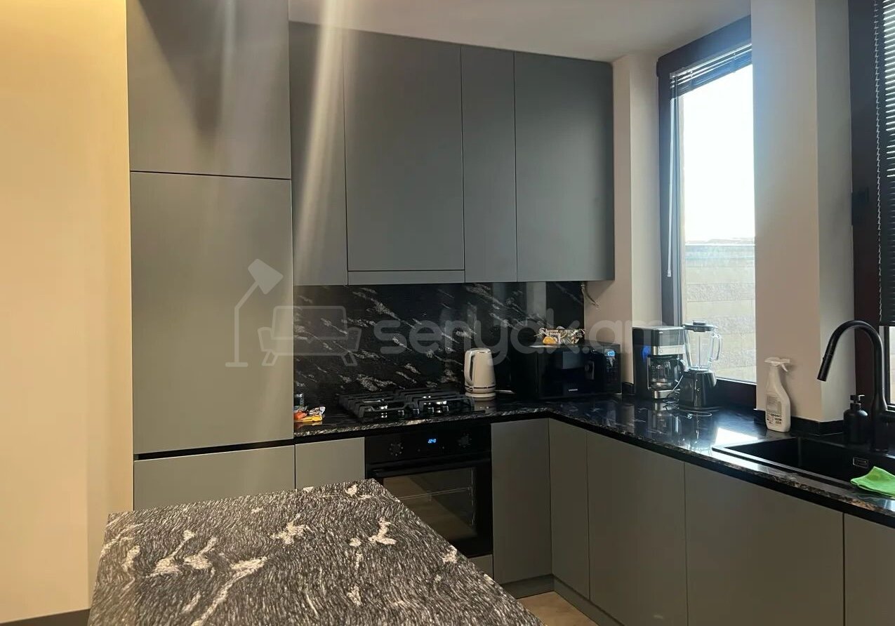 4 Սենյականոց Շքեղ Առանձնատուն, 220քմ, Ավտոտնակով