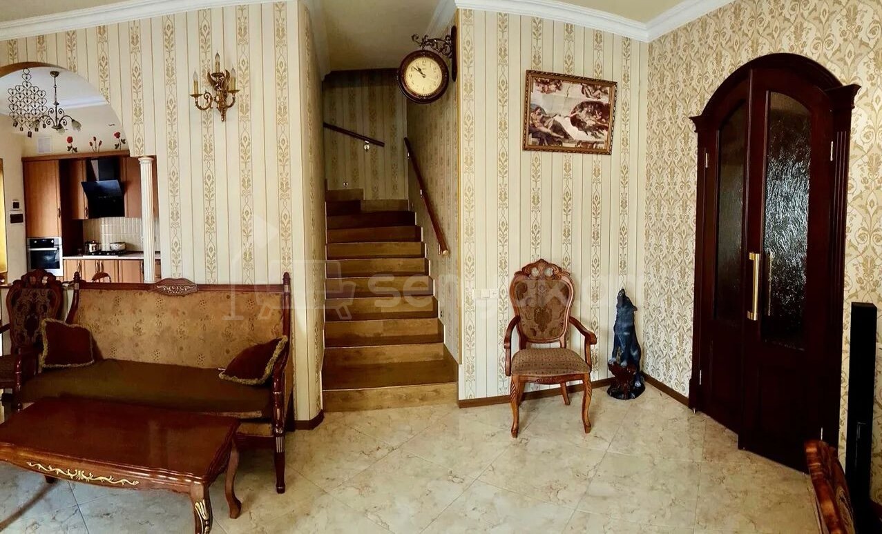 7 Սենյականոց Շքեղ Առանձնատուն, 114քմ, Ավտոտնակով