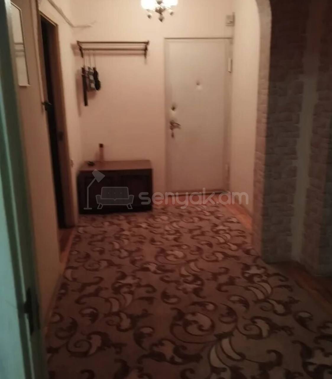 3 Սենյականոց Բնակարան, 78քմ, 9/9 հարկ, Պետական Վիճակում