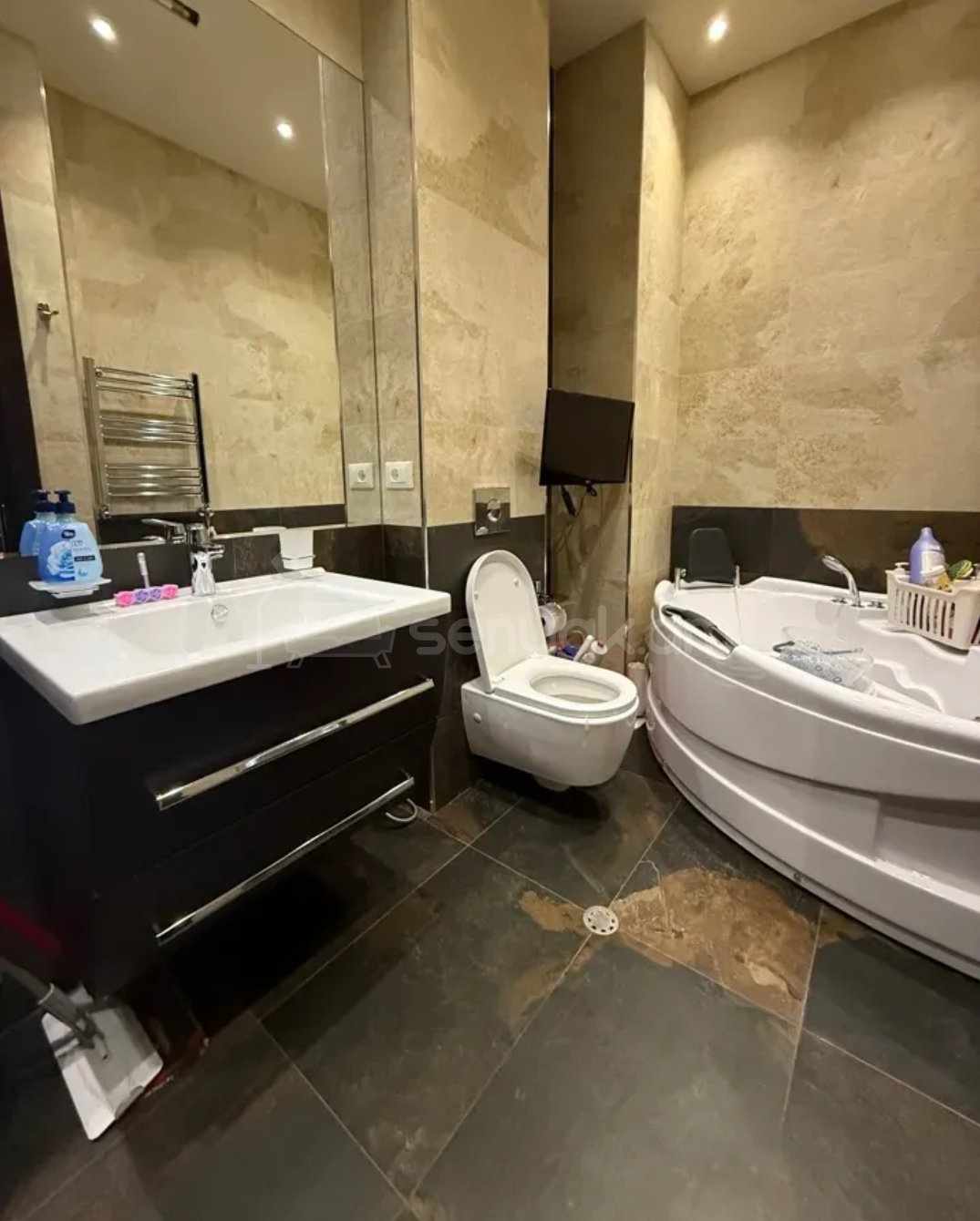 2 Սենյականոց Բնակարան Նորակառույցում, 76քմ, 12/16 հարկ, Դիզայներական Վերանորոգված