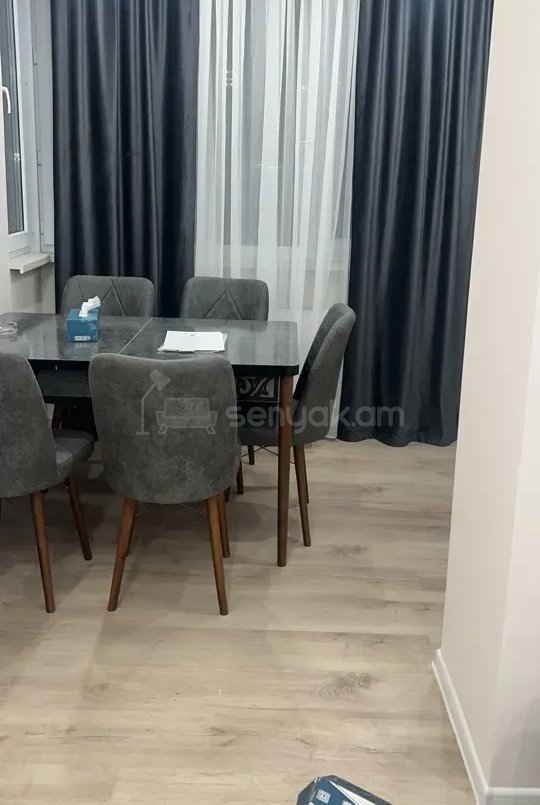 2 Սենյականոց Բնակարան, 46քմ, 5/9 հարկ, Կապիտալ Վերանորոգված, Կահավորված, Արևկող