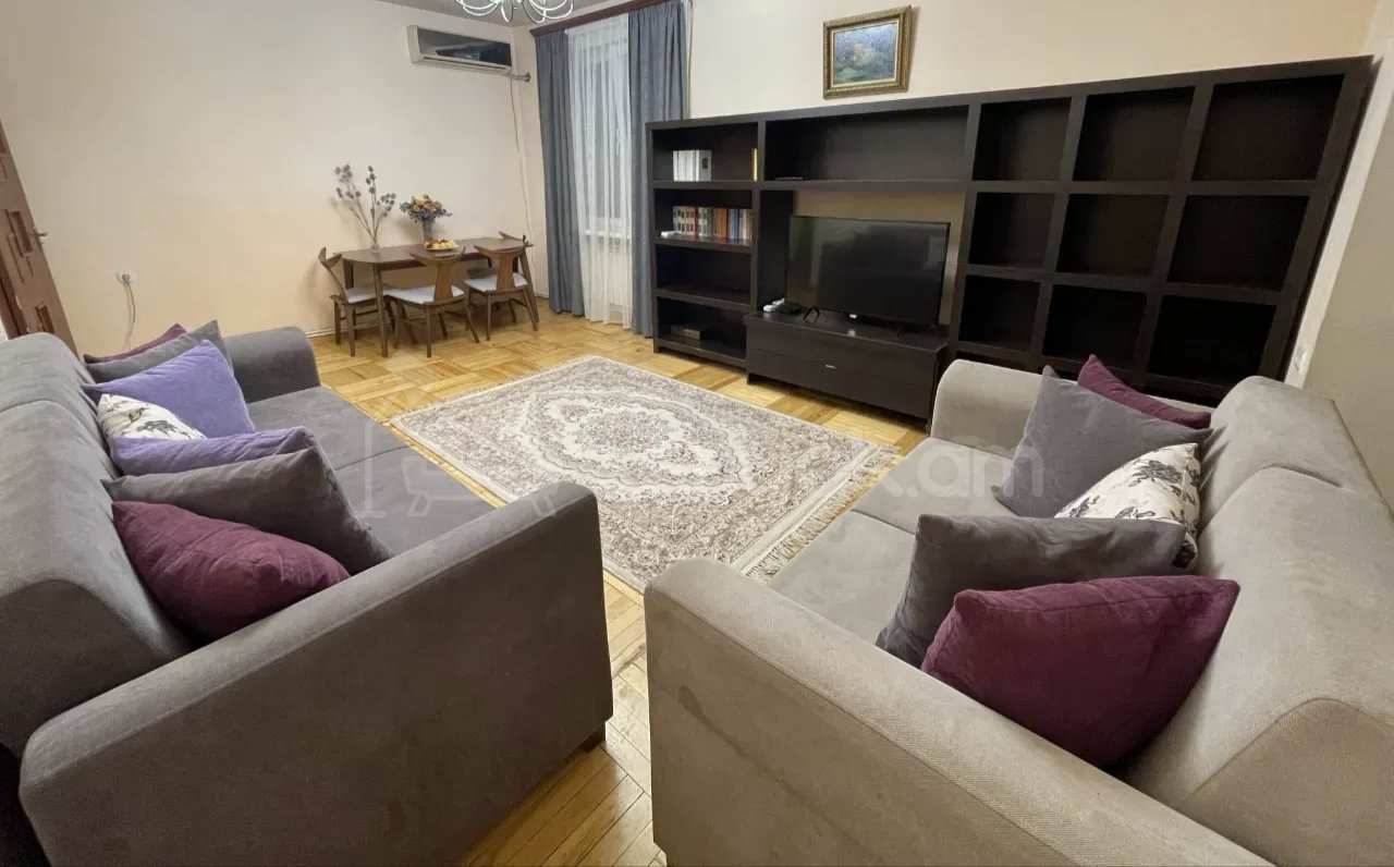 2 Սենյականոց Բնակարան Քարե Շենքում, 58քմ, 5/9 հարկ, Կապիտալ Վերանորոգված, Կահավորված, Արևկող