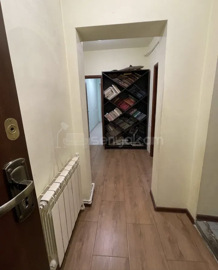 2 Սենյականոց Բնակարան Քարե Շենքում, 58քմ, 5/9 հարկ, Կապիտալ Վերանորոգված, Կահավորված, Արևկող