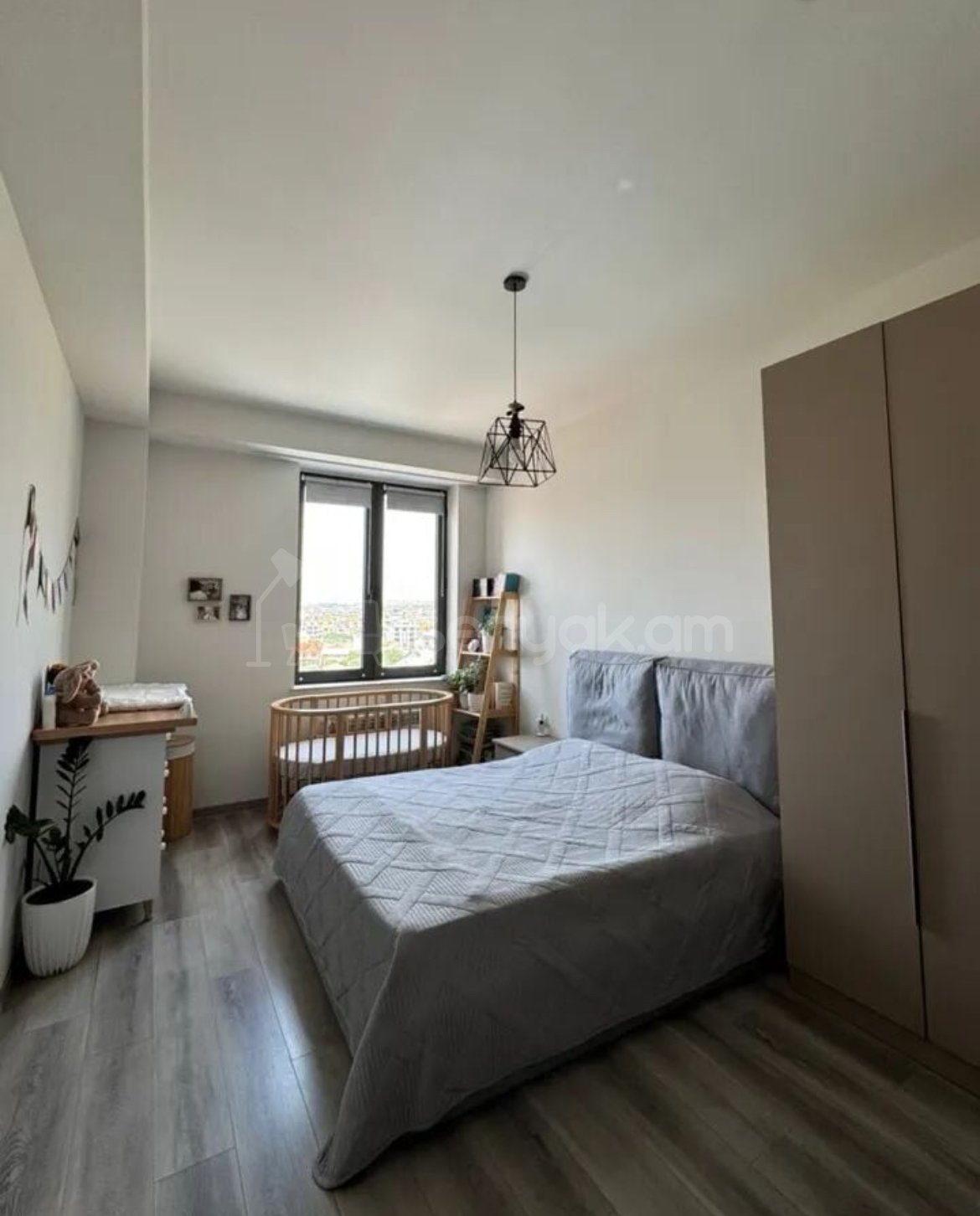 3 Սենյականոց Բնակարան Նորակառույցում, 90քմ, 12/16 հարկ, Կապիտալ Վերանորոգված