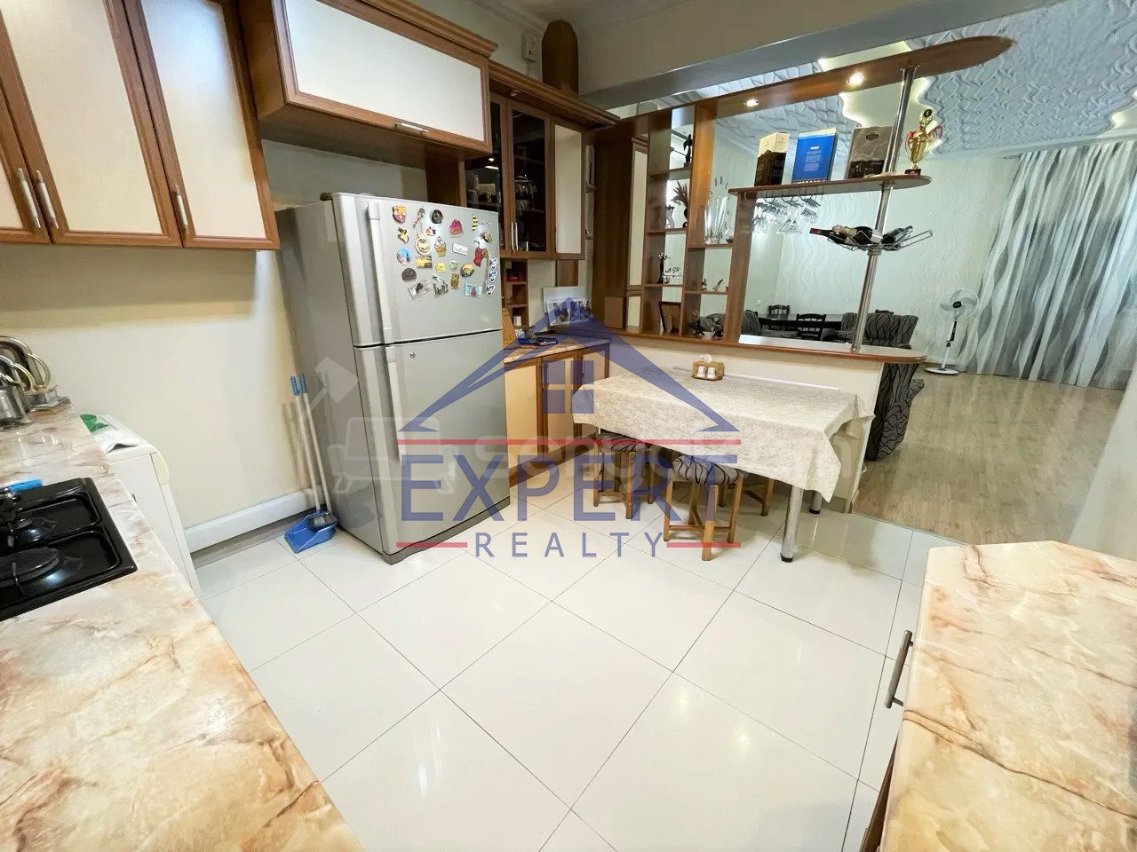 4 Սենյականոց Բնակարան Նորակառույցում, 117քմ, 2/3 հարկ, Կապիտալ Վերանորոգված