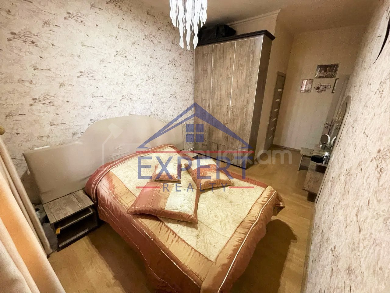 4 Սենյականոց Բնակարան Նորակառույցում, 117քմ, 2/3 հարկ, Կապիտալ Վերանորոգված