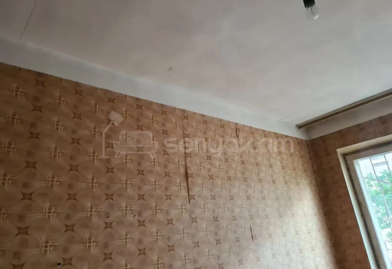 3 Սենյականոց Բնակարան, 74քմ, 1/9 հարկ, Պետական Վիճակում