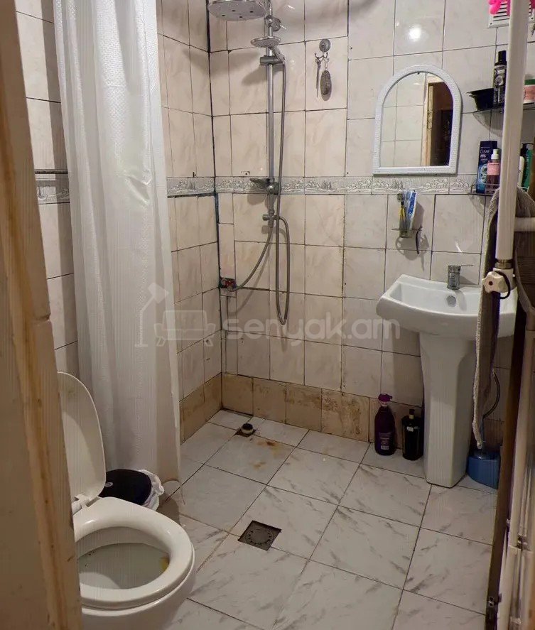 3 Սենյականոց Բնակարան, 65քմ, 1/5 հարկ, Կոսմետիկ Վերանորոգված