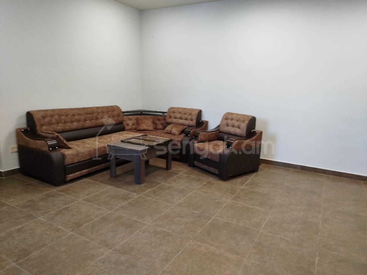 3 Սենյականոց Ամառանոց, 100քմ, Լողավազանով