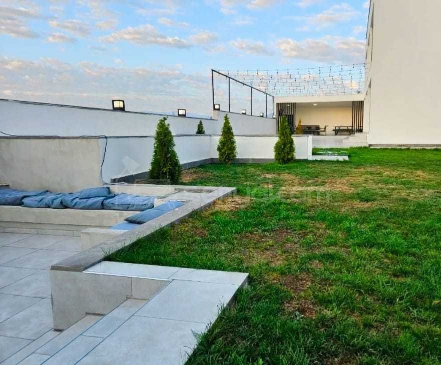 4 Սենյականոց Շքեղ Առանձնատուն, 200քմ, Լողավազանով