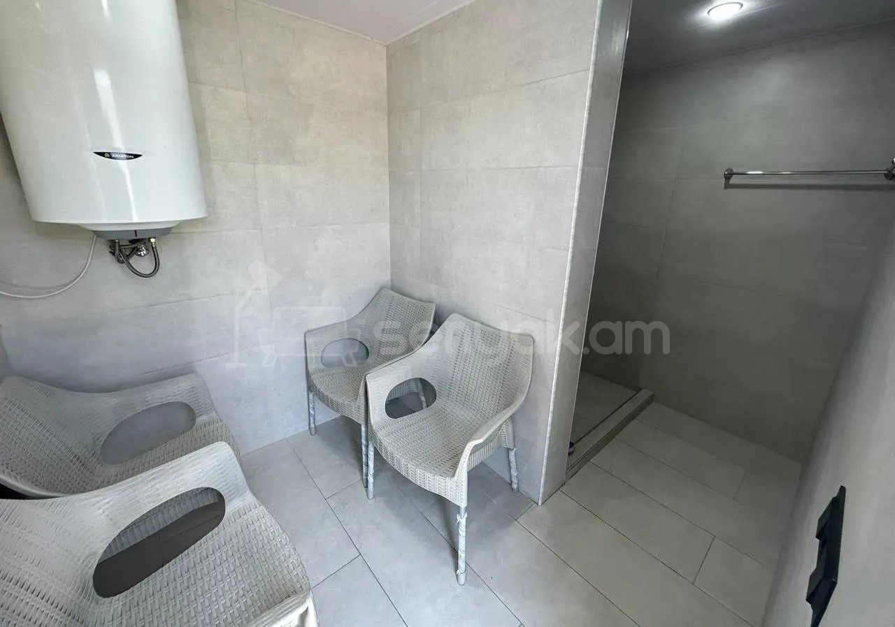 4 Սենյականոց Շքեղ Առանձնատուն, 200քմ, Լողավազանով