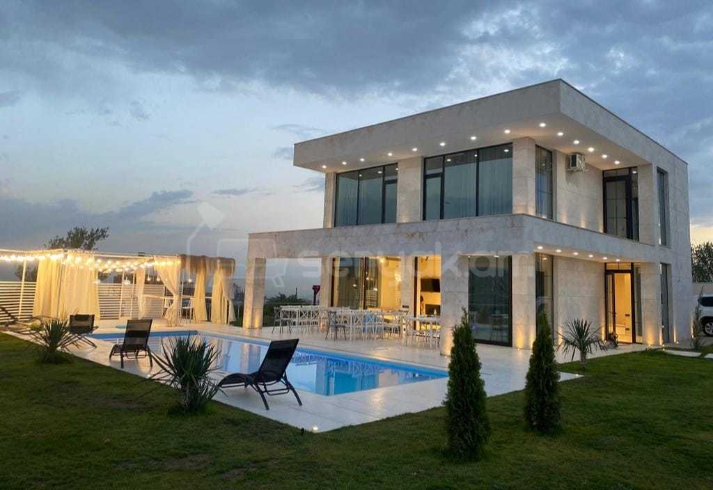 5 Սենյականոց Շքեղ Առանձնատուն, 300քմ, Լողավազանով