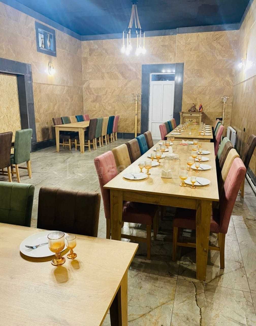 5 Սենյականոց Շքեղ Առանձնատուն, 200քմ, Լողավազանով