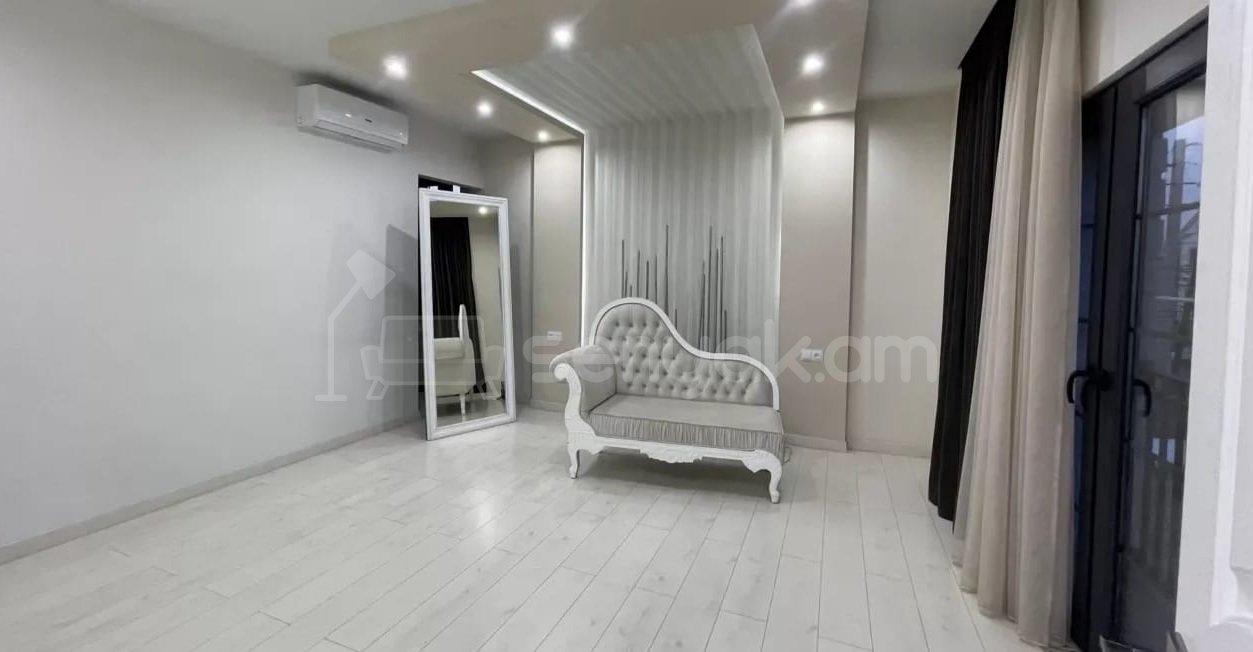 5 Սենյականոց Շքեղ Առանձնատուն, 300քմ, Լողավազանով